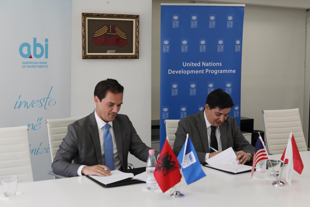 The American Bank of Investments and the United Nations Development Programme embark on a partnership to support small businesses recover from the earthquake 