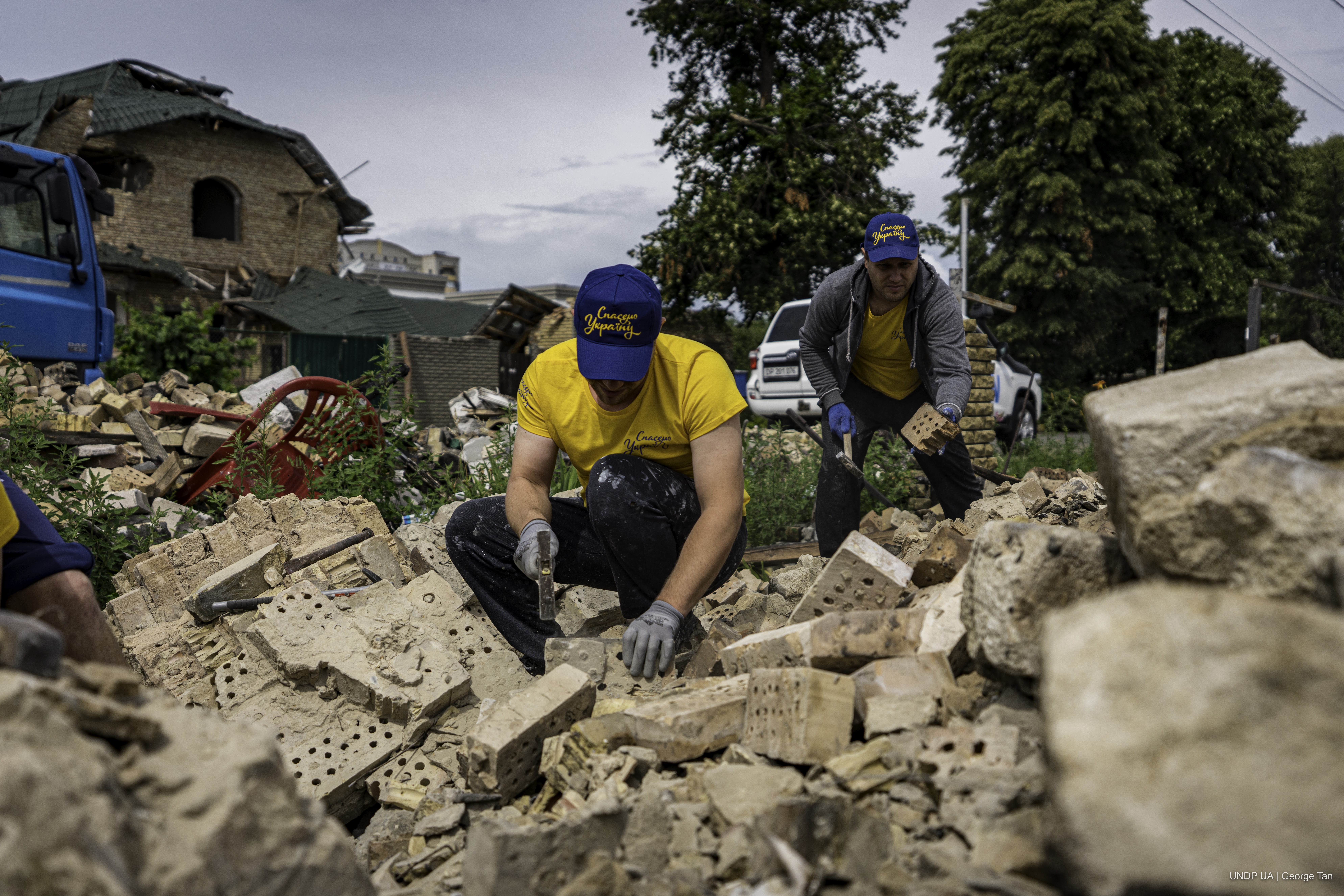 UNDP Ukraine debris removal