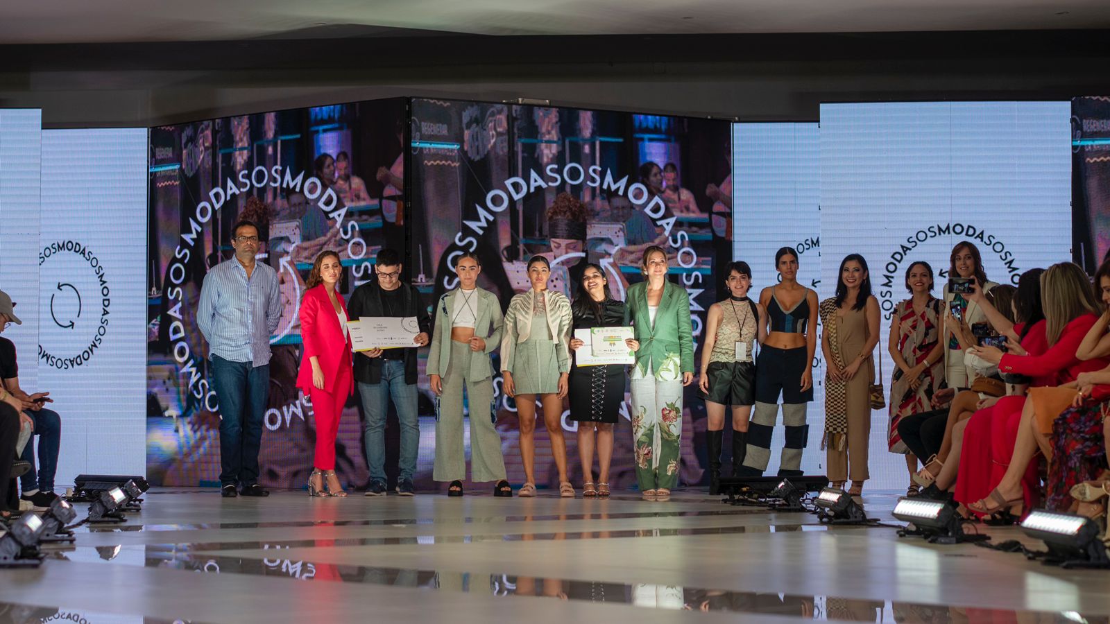 Premiación de Moda SOS. 