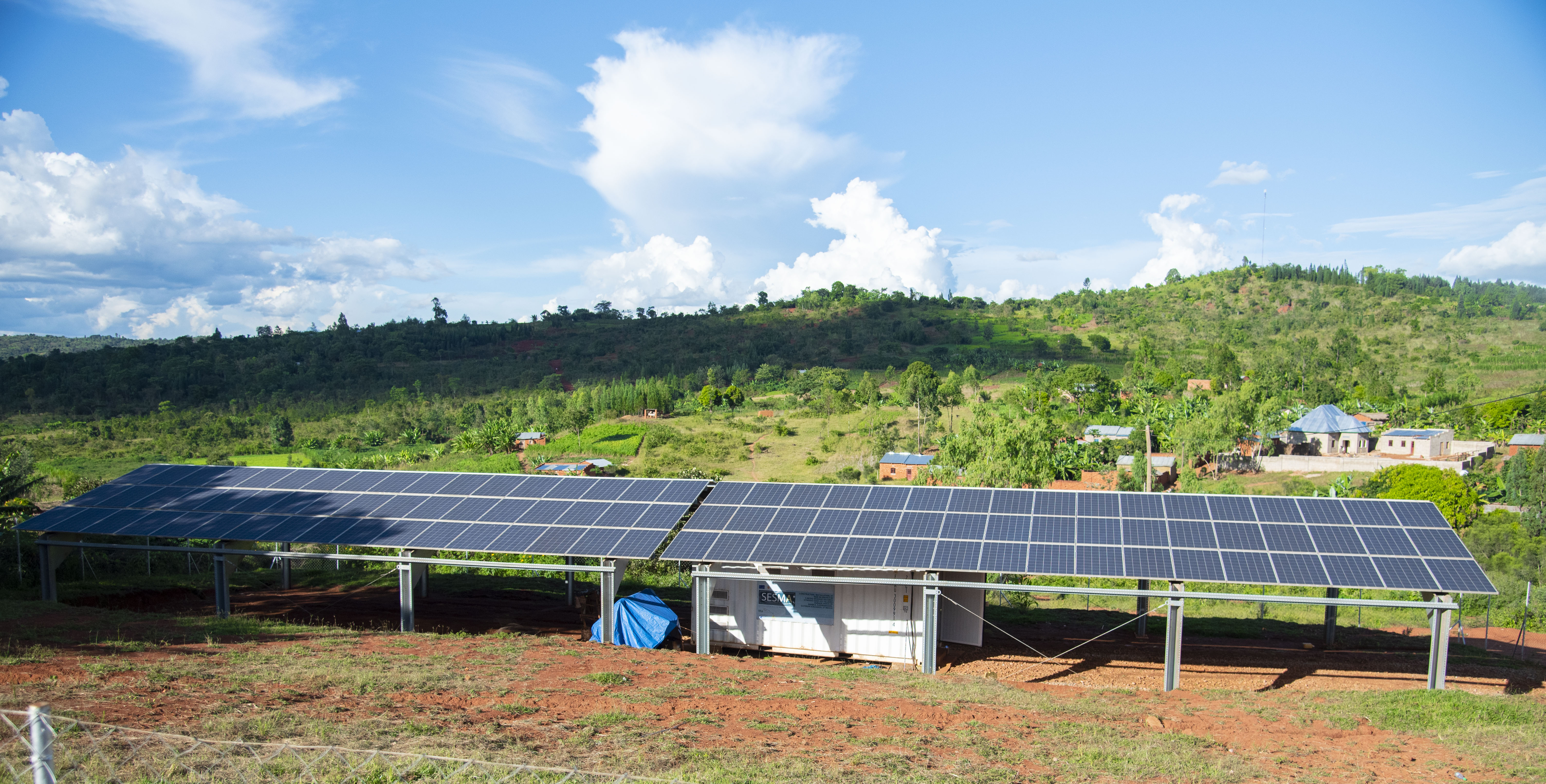 Panneaux solaires pour éclairage des zones hors-réseau à Cankuzo,Burundi