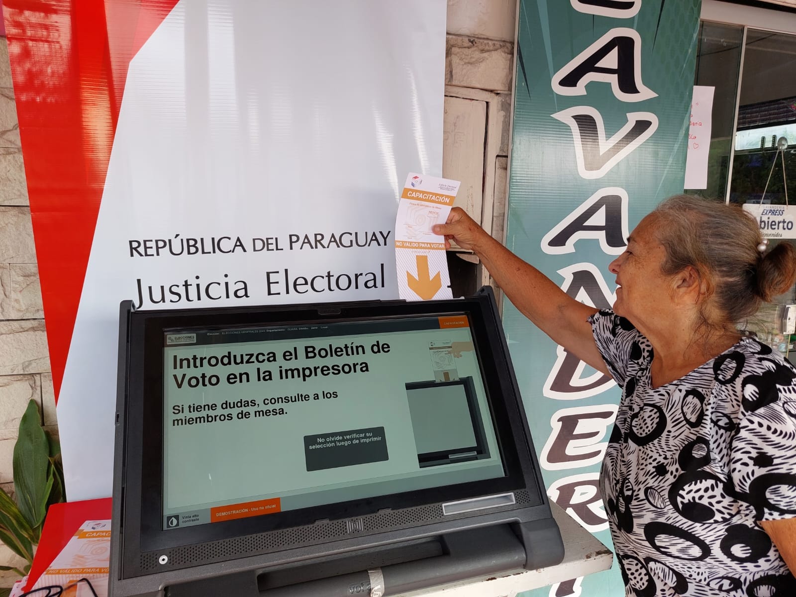 Simulacro de votación de la Justicia Electoral.