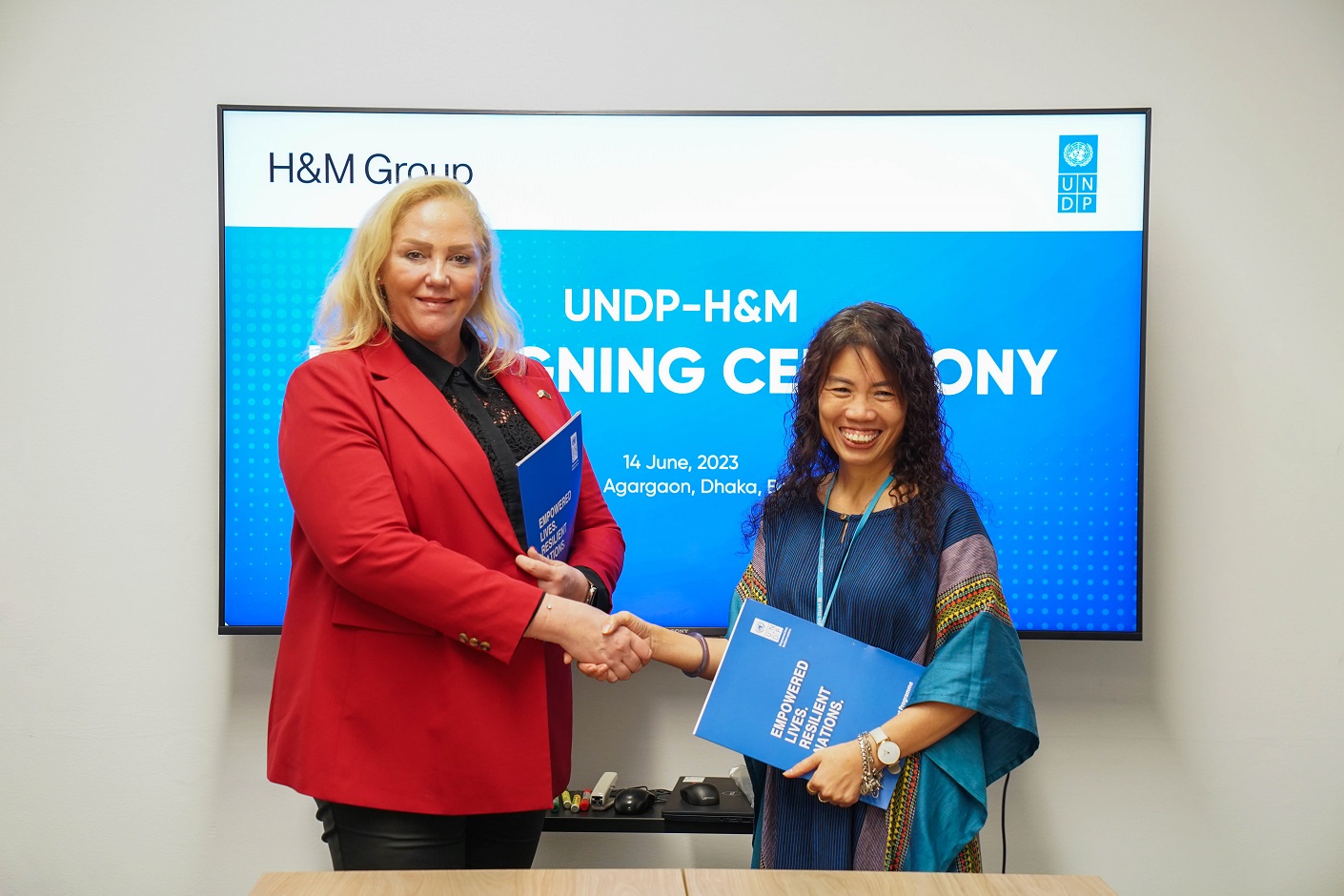 UNDP and H&M Group collaborate to drive climate action in Bangladesh's  apparel industry