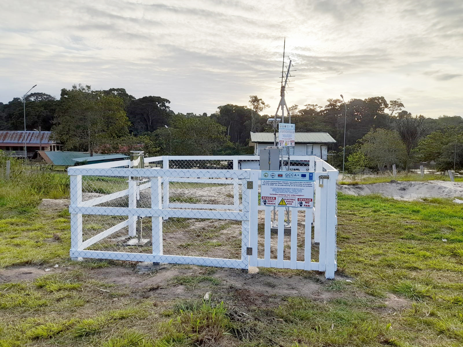 The installed Automatic Weather Stations (AWS) at Poesoegroenoe, Suriname