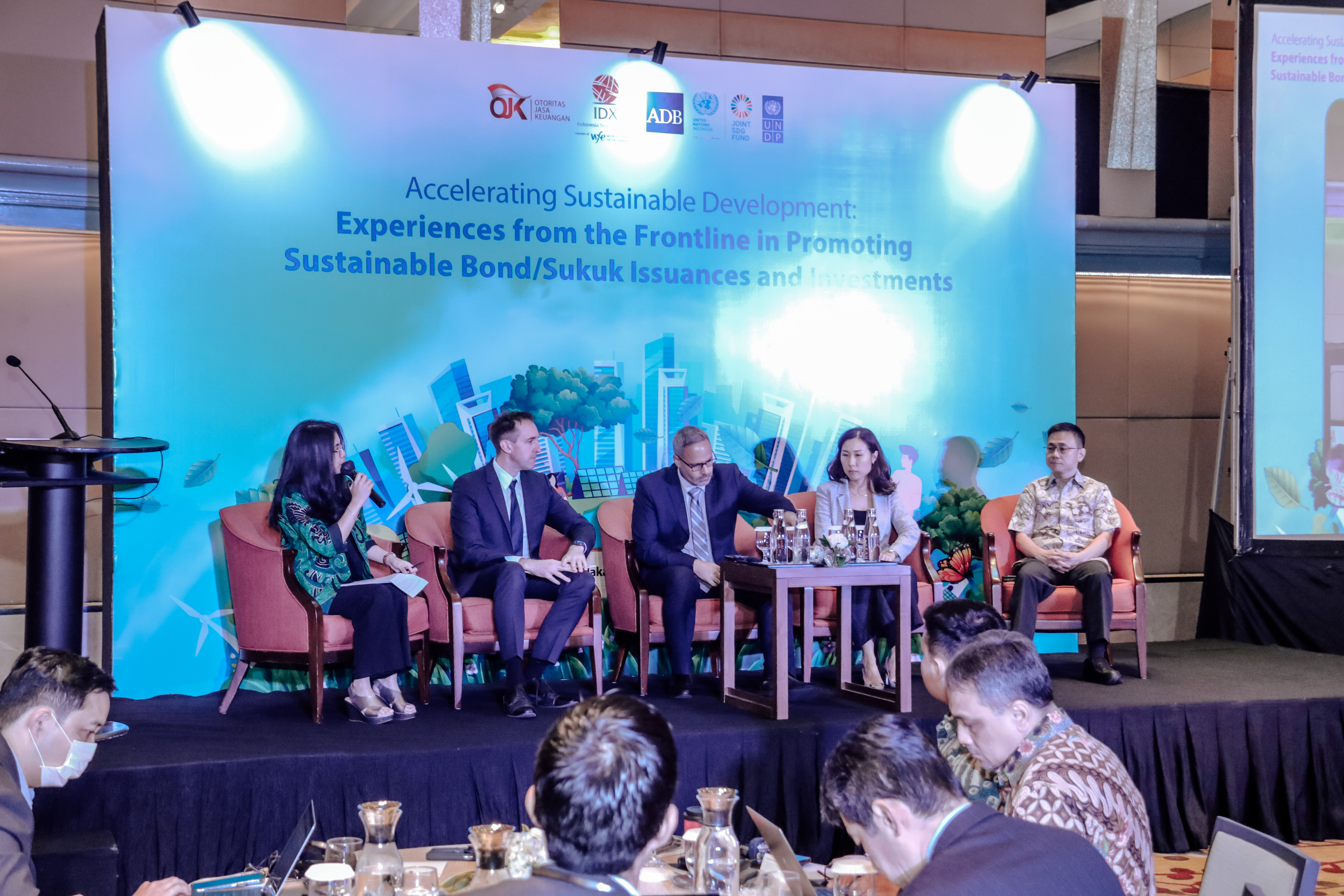 Panel discussion on the approaches to constructing ESG investment strategies