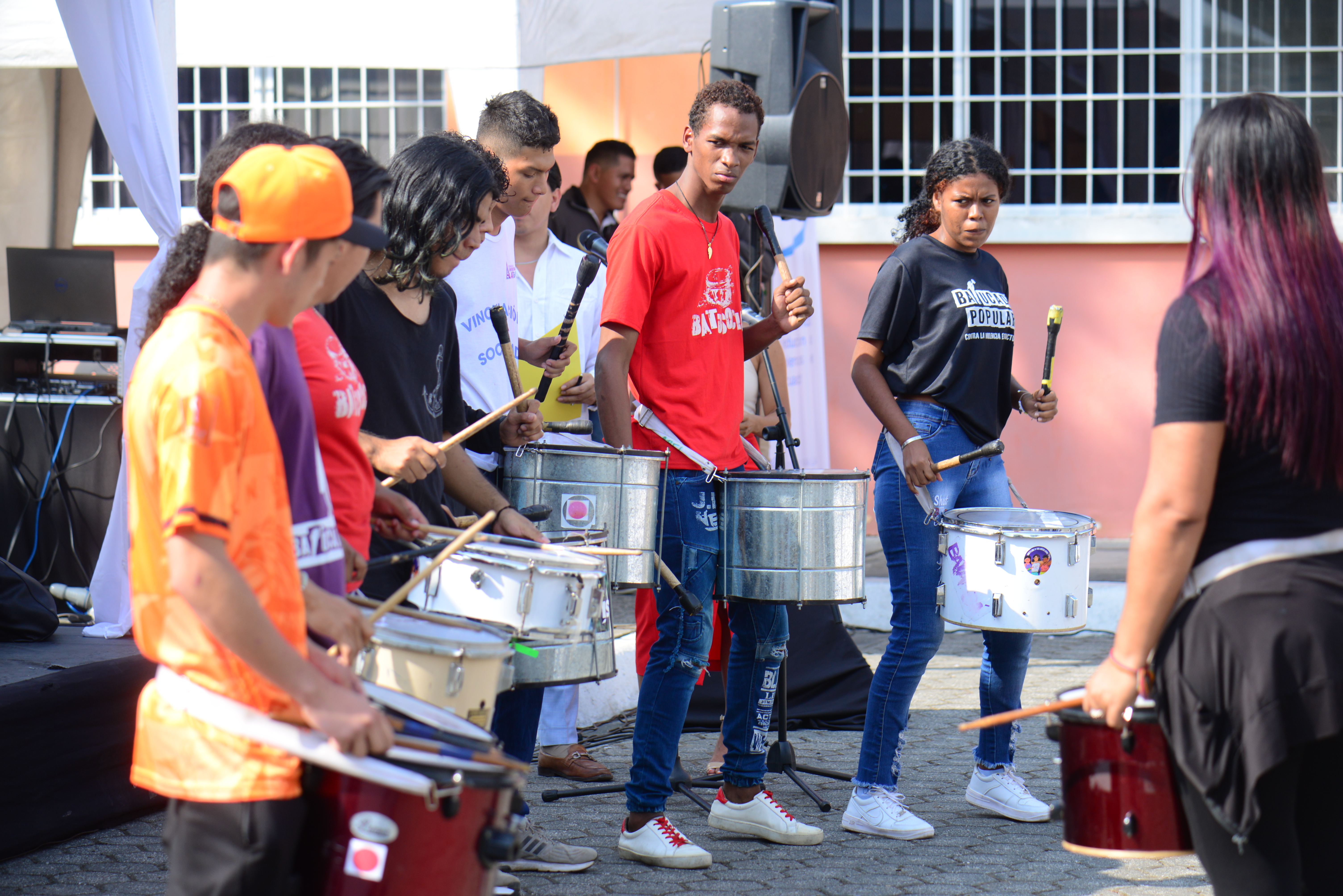 Organización “Batucada Popular de Guayaquil”. Fotografía: Proyecto Construimos Paz 