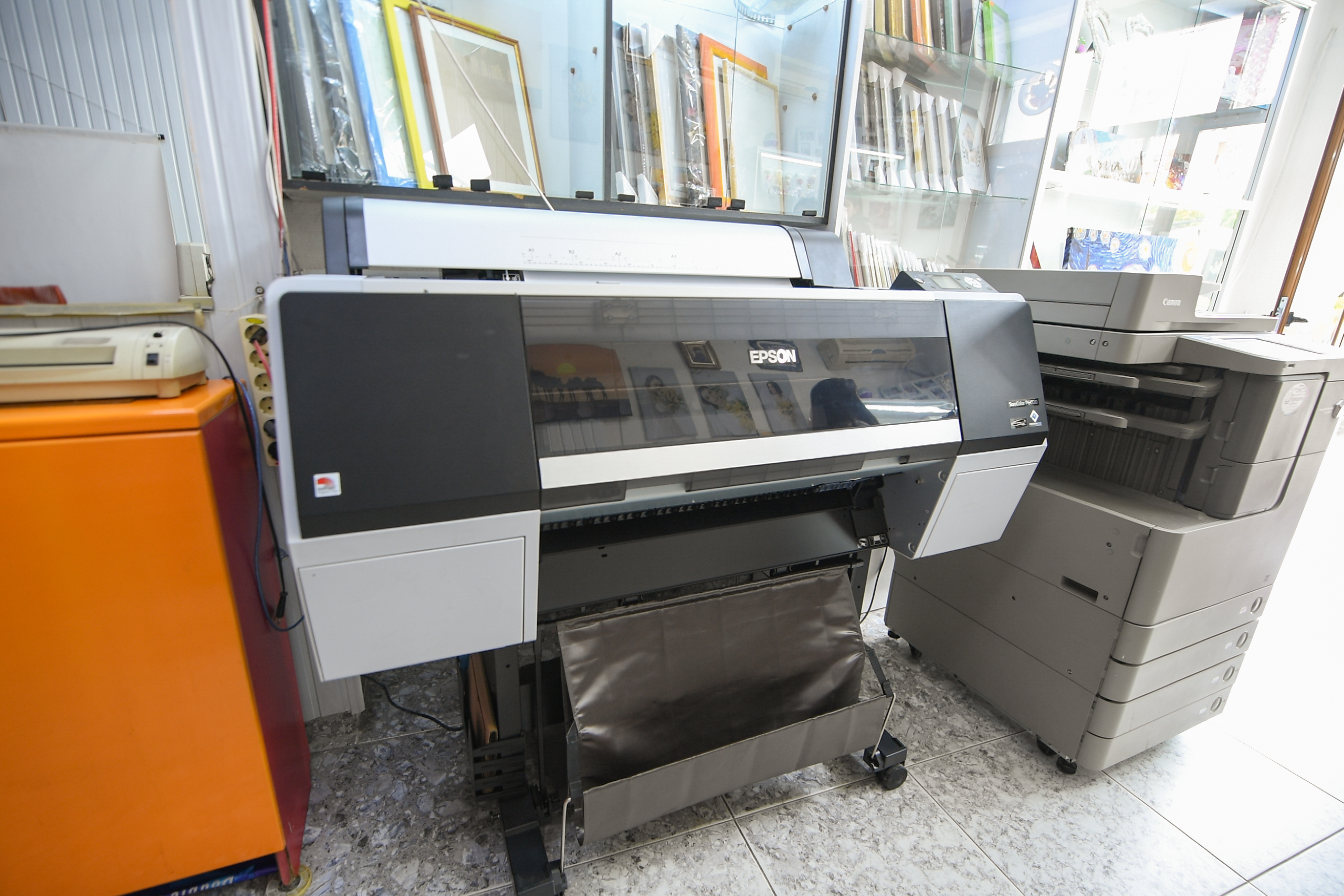 The new printer Suada and Erisa received through UNDP support.
