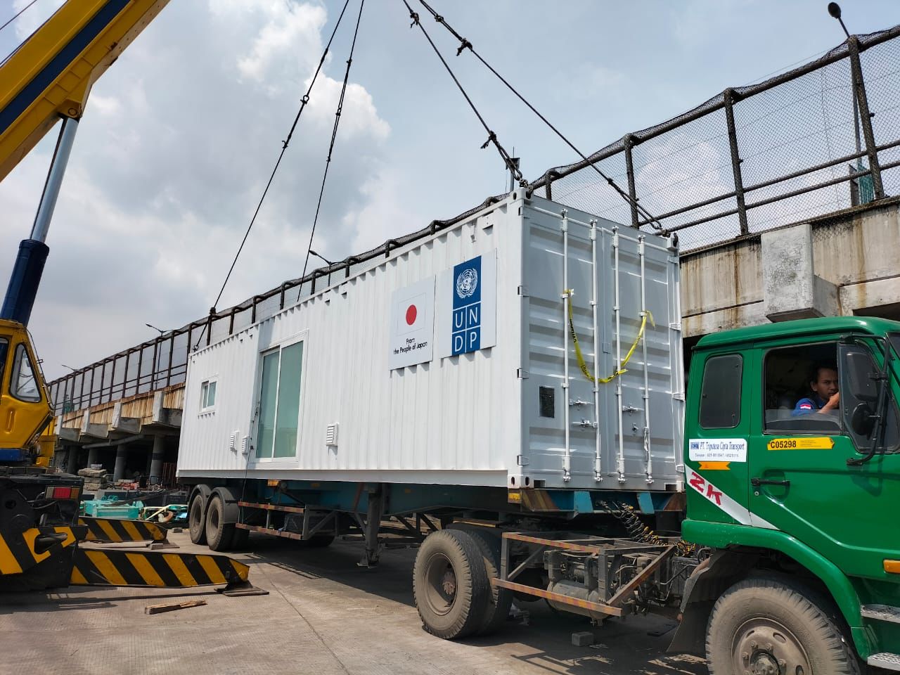 Container shipment for installation at RSUD Cengkareng, funded by the people of Japan