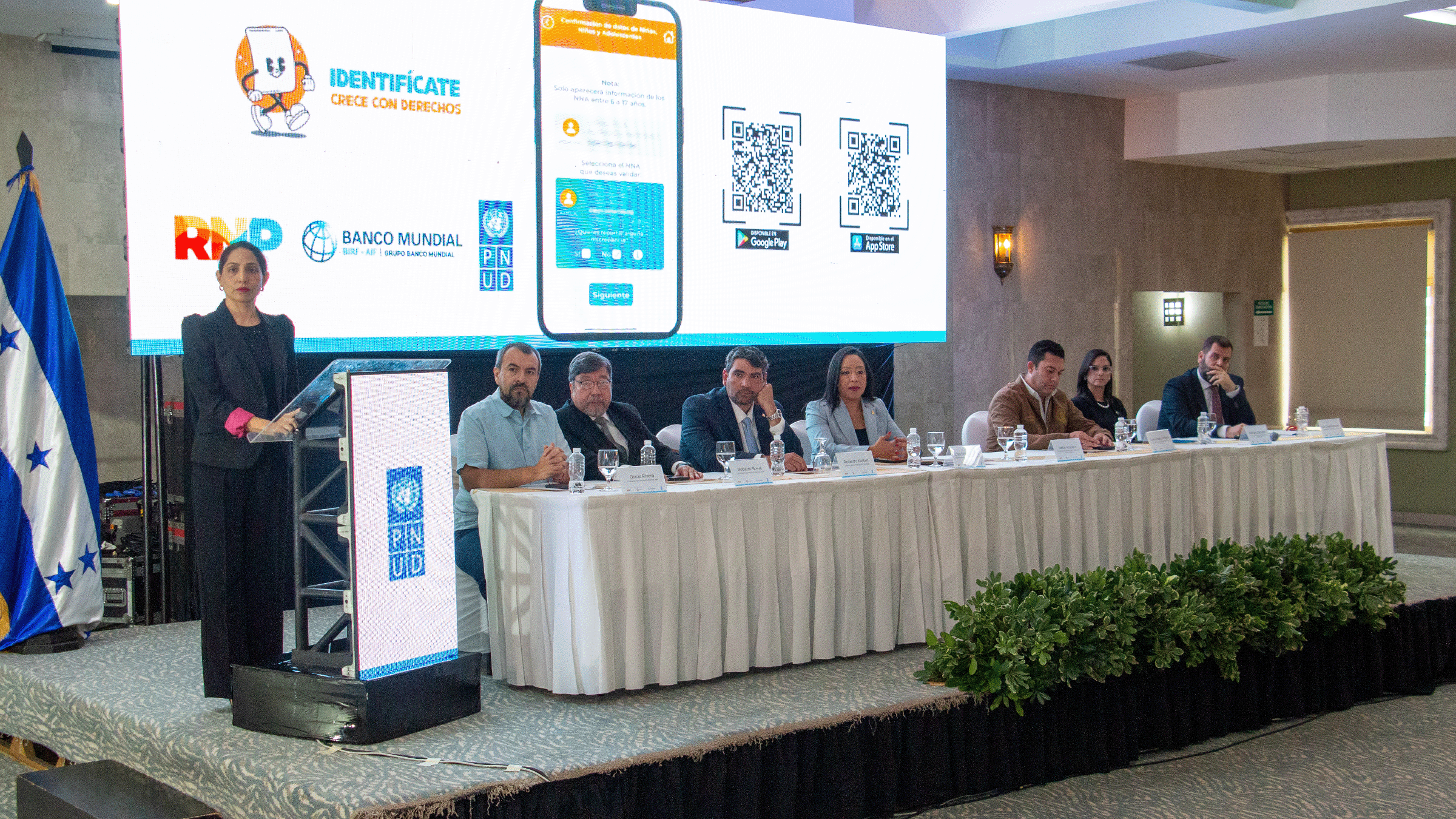 Identifícate Crece con Derechos tiene como meta registrar biométricamente a más de 2.3 millones de niñas, niños y adolescentes entre 6 y 17 años a nivel nacional