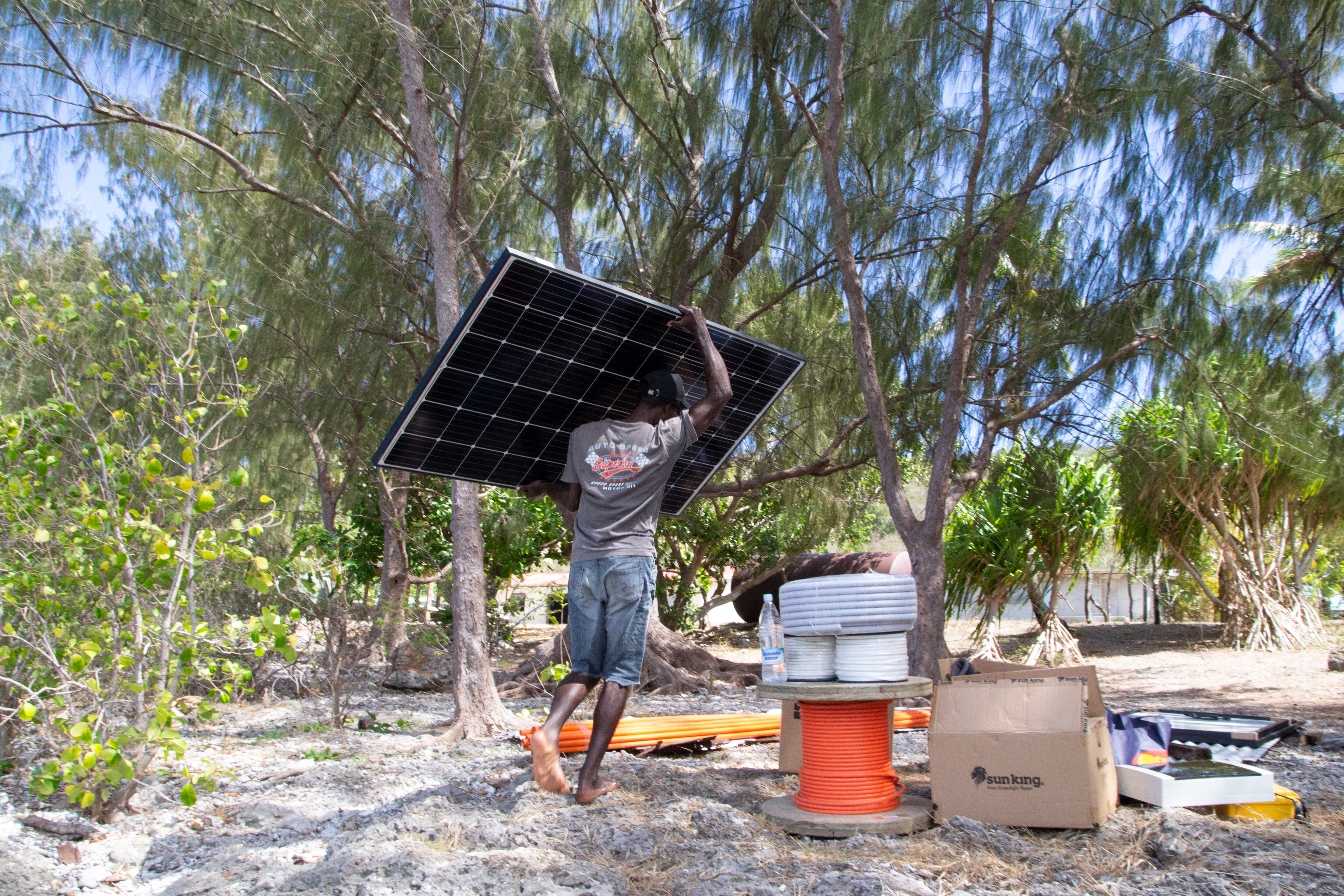 Vanuatu solar.jpg