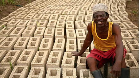 UNDP-CD-FABRIQUE-BRIQUE-2009.jpg