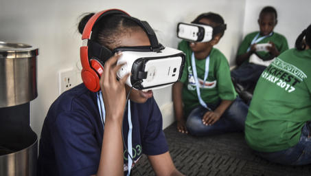 UNDP-RW-Youth-Connekt-2017-Africa-35739438030_f887d6c32e_o-11.jpg