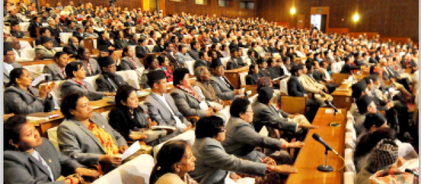 many people attending a seminar