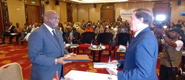 Echanges de parapheurs entre le Ministre Dr Morissandan Kouyaté et M. Luc Joël Grégoire