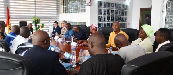 Le Ministre de la Sécurité et de la Protection civile échange avec le Représentant résident du PNUD autour des grands enjeux de la Protection civile en Guinée