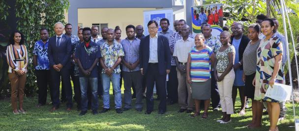 Law enforcement and anti-corruption agencies officials  together with mr. Katsumasa Maruo, Consellor of the Embassy of Japain in Solomon Islands, and UNDP officers at the opening of this week´s training.
