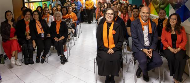Staff del PNUD en Guatemala en la ceremonia del sello de género