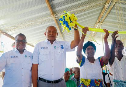 Image of the District Commissioner for Gwembe District and some community membersat the launch of the project