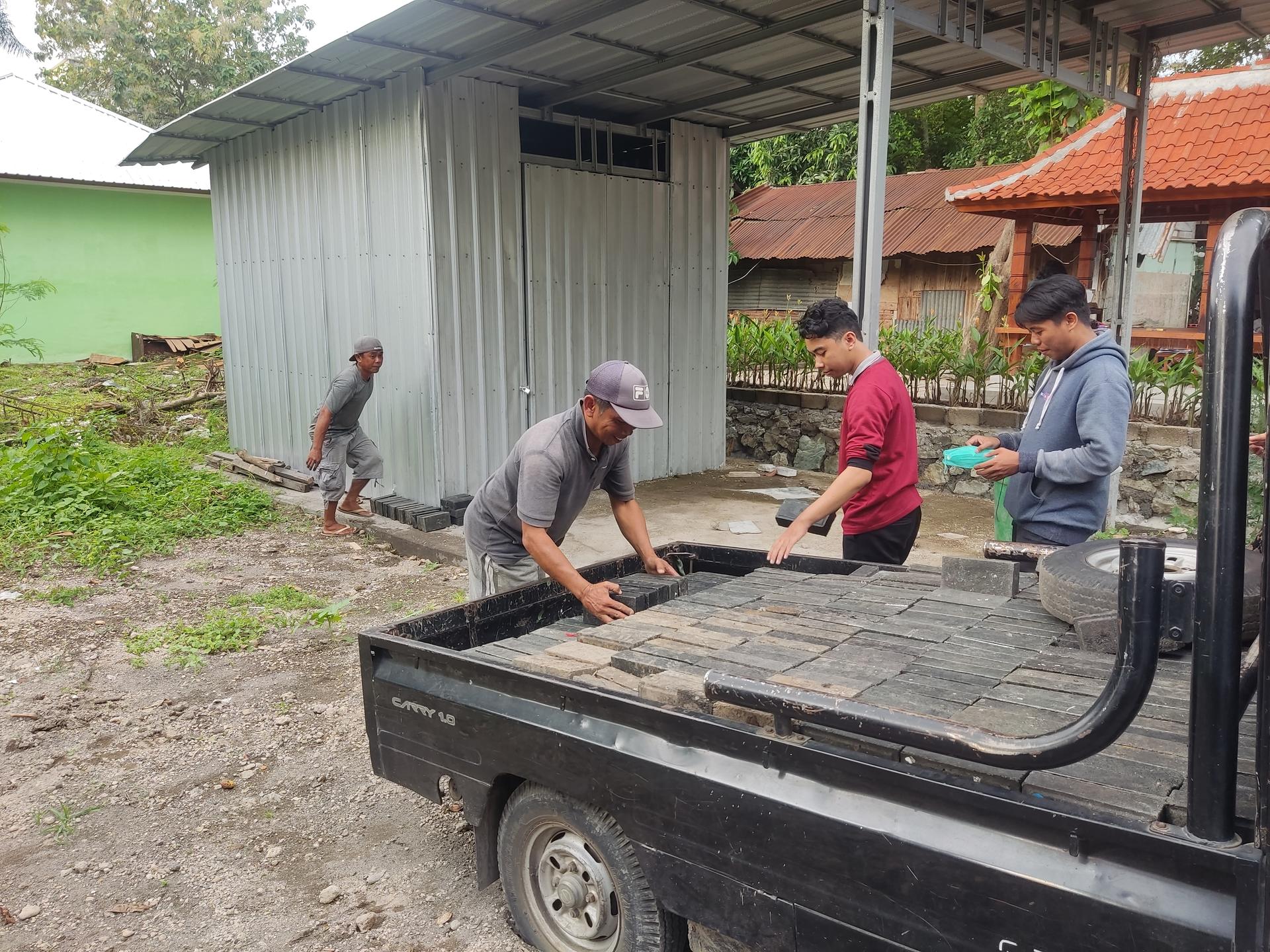 The Production of Eco-Blocks by Conplas