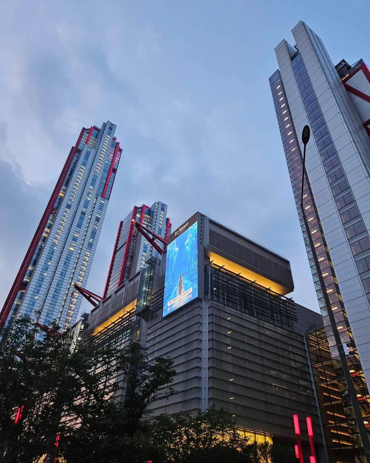 a tall building in a city
