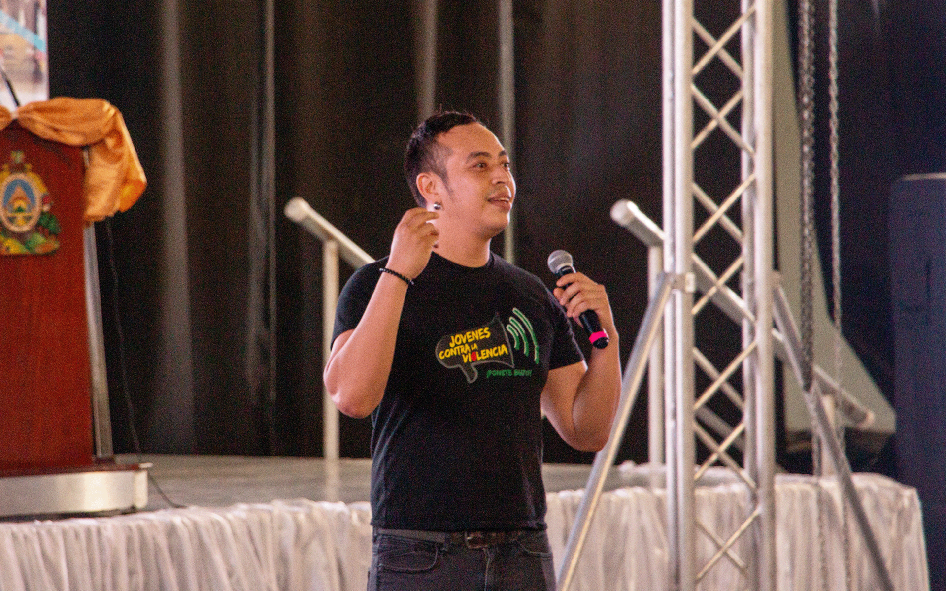 Santiago Ávila, director de "Jóvenes Contra la Violencia"