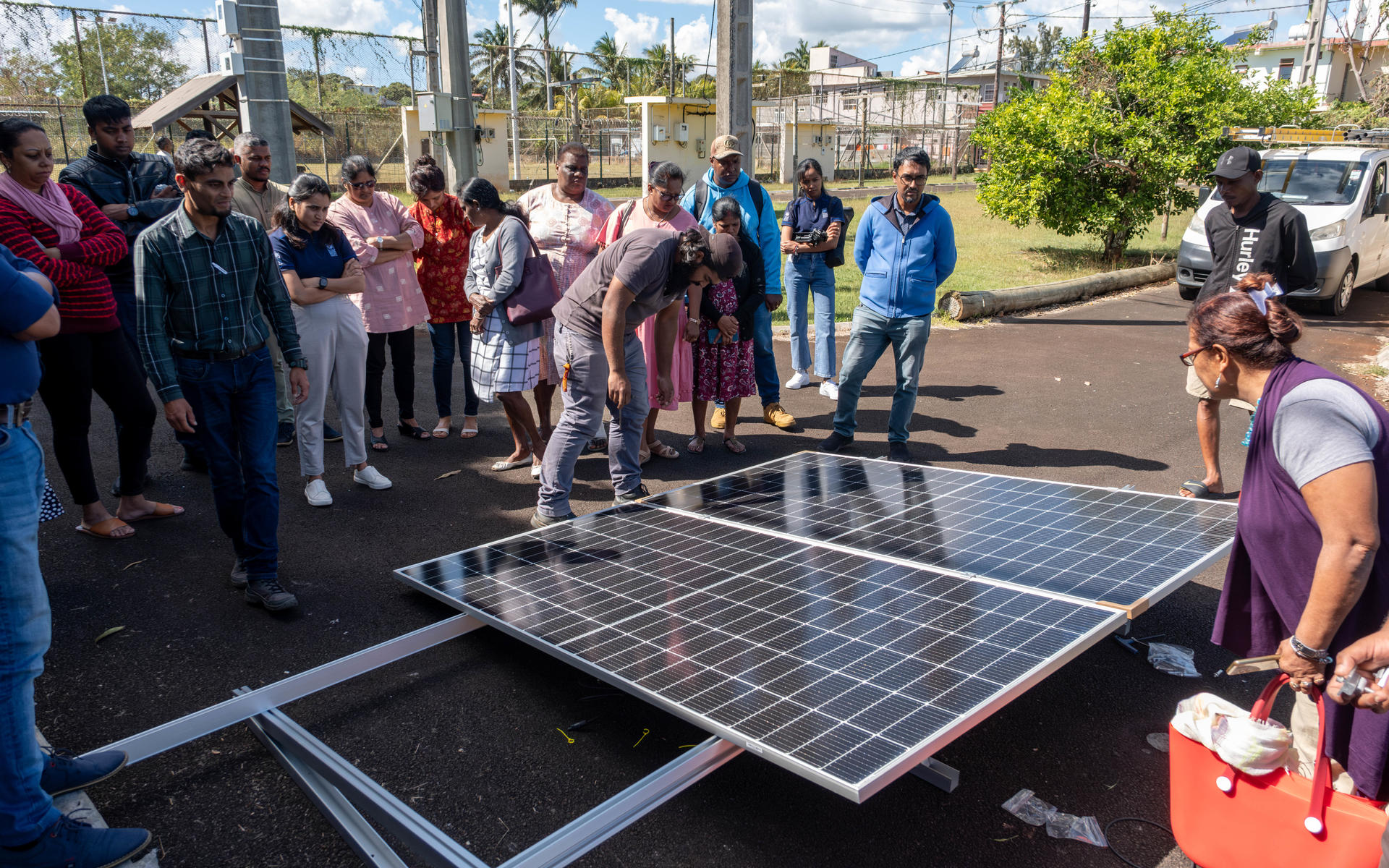 Renewable energy training for Mauritian entrepreneurs