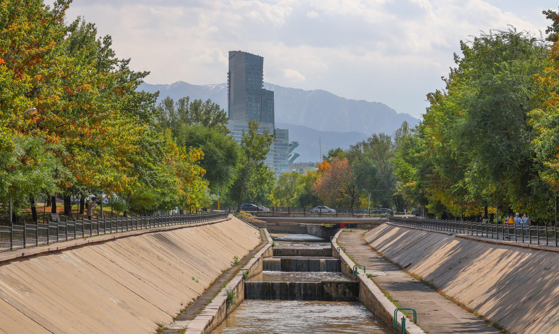 a long bridge over a river
