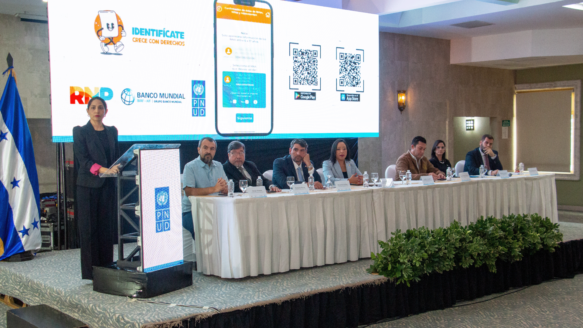 Identifícate Crece con Derechos tiene como meta registrar biométricamente a más de 2.3 millones de niñas, niños y adolescentes entre 6 y 17 años a nivel nacional
