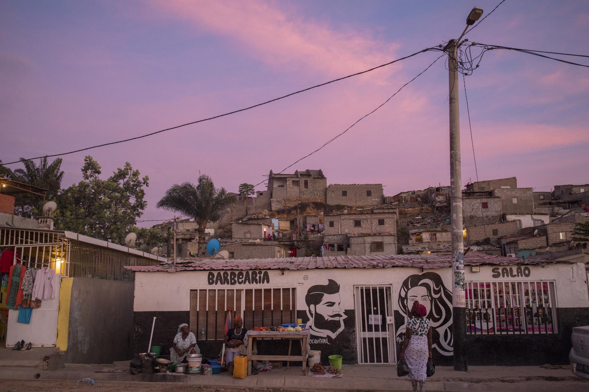 UNDP-Angola-2019_Women_Inequality_14.jpg