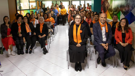Staff del PNUD en Guatemala en la ceremonia del sello de género