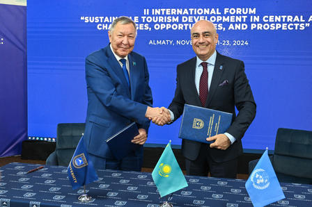 two man handshaking 