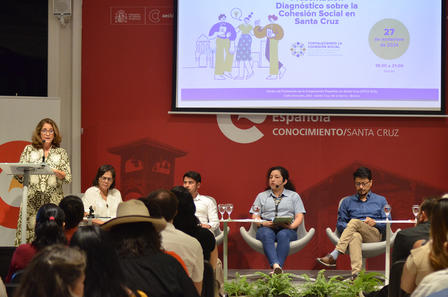 panelistas presentacion resultados cohesion social