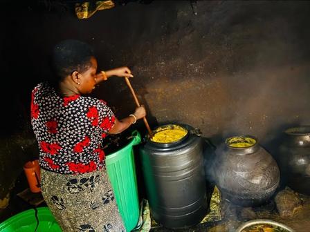 Berna Chebet brewing Lakwek 