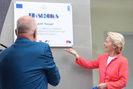 The President of the European Commission Ursula von der Leyen and Prime Minister Edi Rama unveiling the plaque of Europa Kindergarten in Qereke